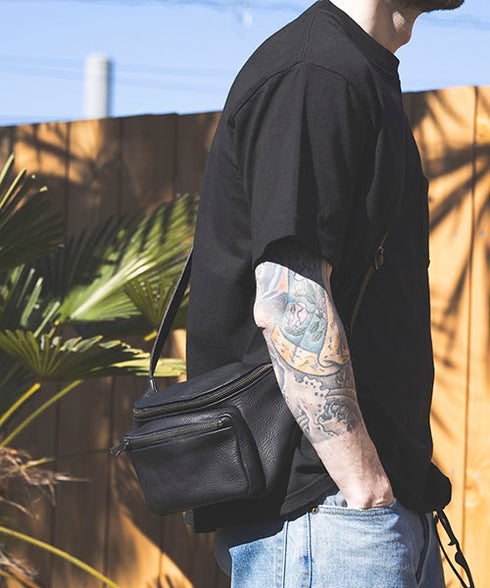 MR.OLIVE E.O.I / WATER PROOF WASHABLE LEATHER / BODY SHOULDER BAG/ウォータープルーフウォッシャブルレザー/ボディーショルダーバッグ